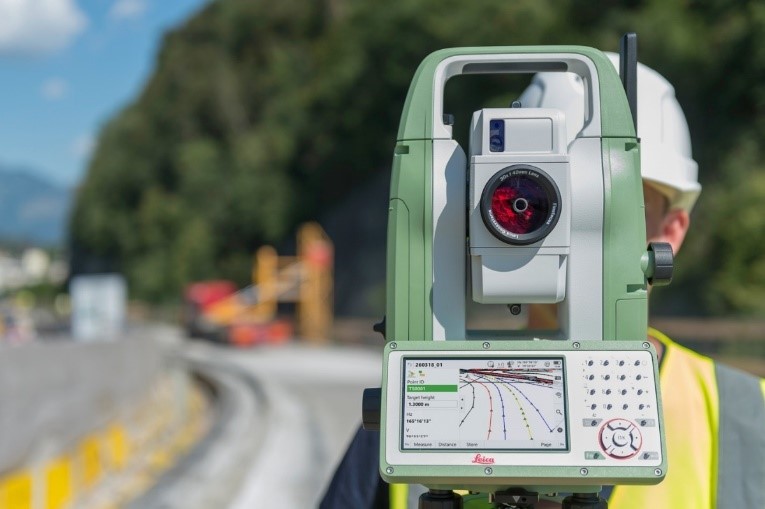 Artículo Técnico: Cómo realizar un replanteo de carreteras con Estaciones Totales